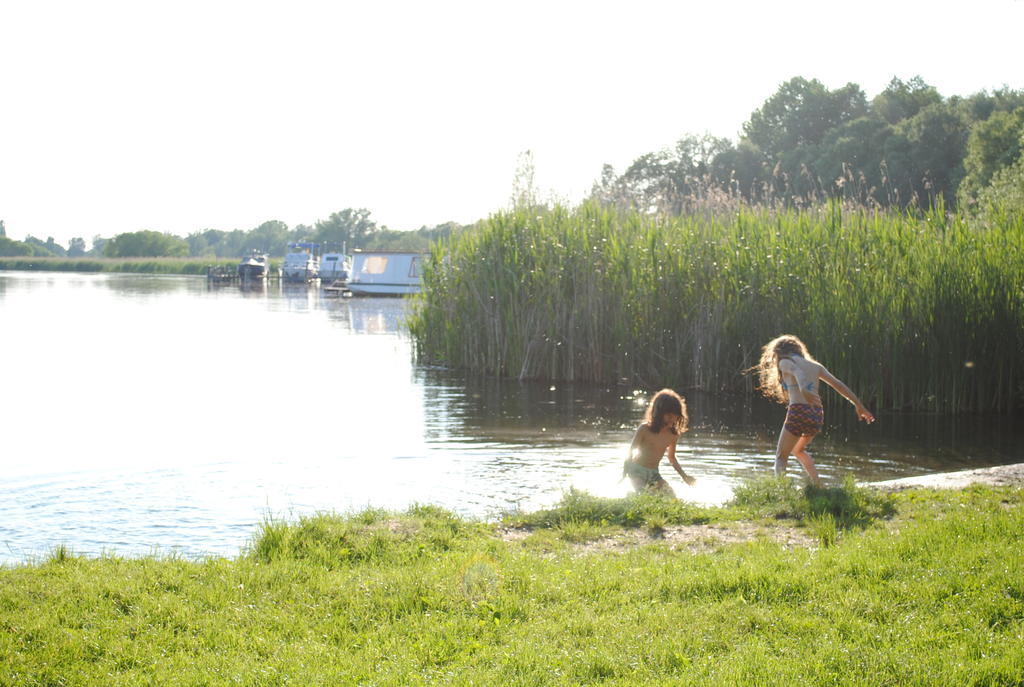 Bungalows Zur Alten Faehre Werder  Pokoj fotografie